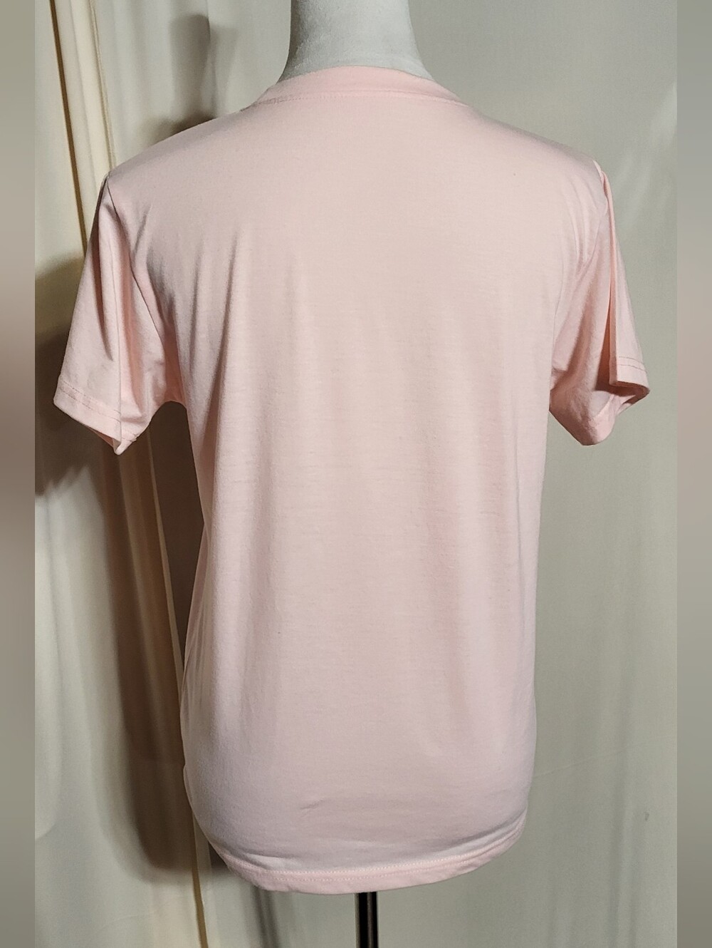 Just Peachy Light Pink Short Sleeve Crewneck Graphic T-shirt Size Small - Picture 7 of 8